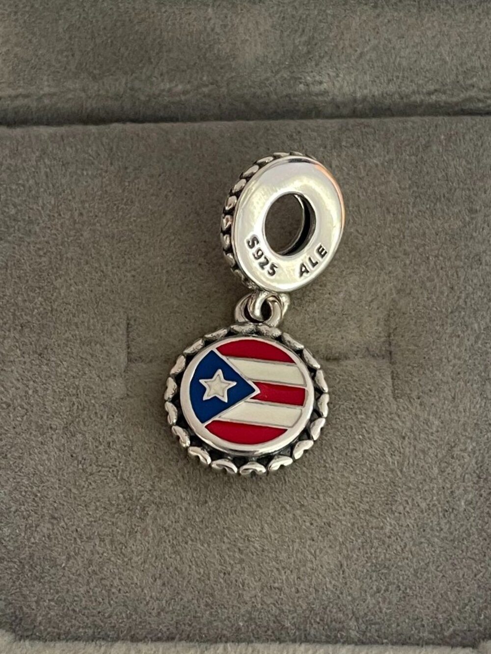 Pandora  Sanse '19 Puerto Rico Exclusive Charm Pendant